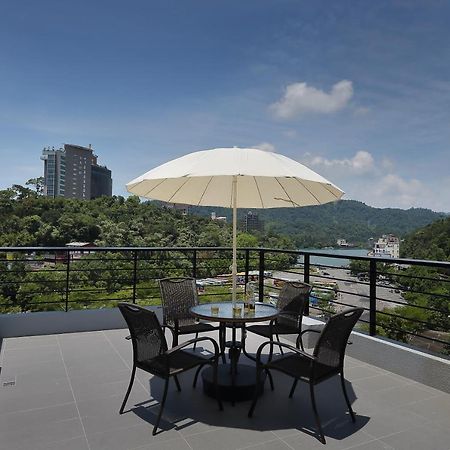 Sun Moon Lake Blue Sky Bay B&B Yuchi Exterior photo