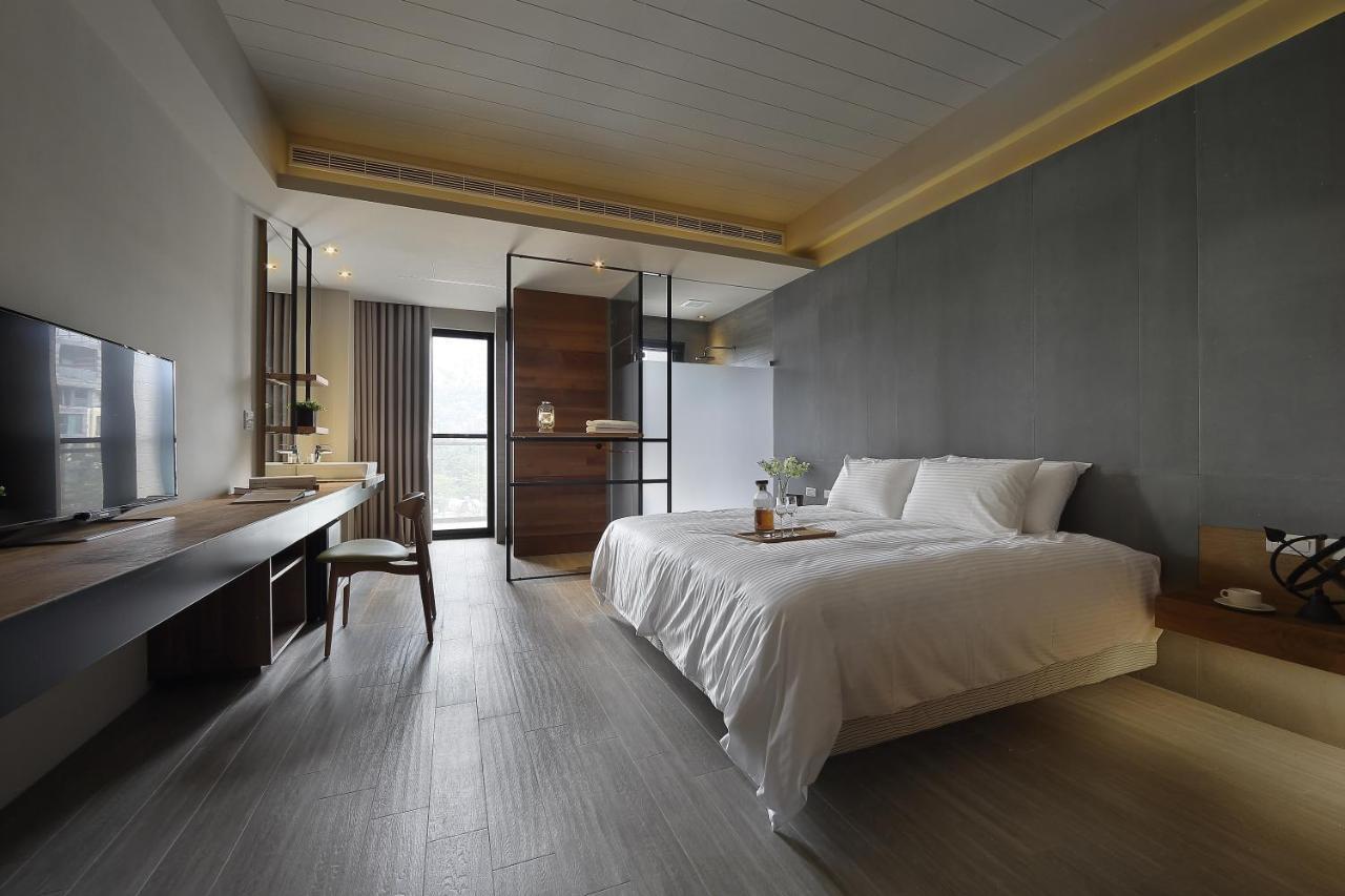 Sun Moon Lake Blue Sky Bay B&B Yuchi Exterior photo